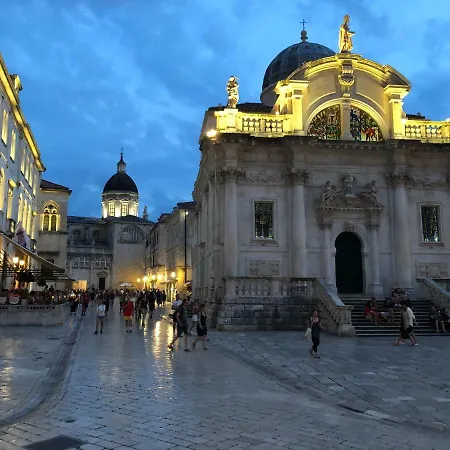 Apartament 6 Tiha Ulica